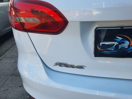 2020-Ford-Focus-20-EcoBoost-ST1_7