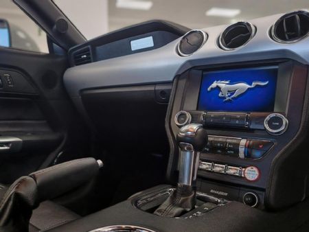 2018-Ford-Mustang-50-GT-Auto_21