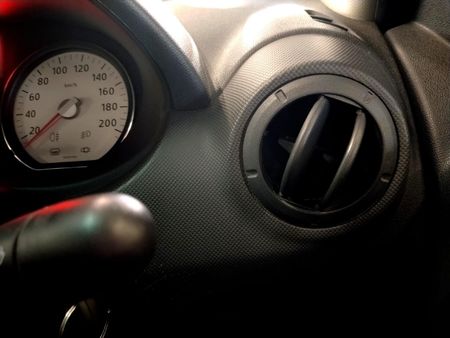 2022-Nissan-NP200-16-AC-Safety-Pack_18