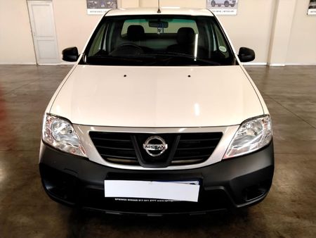2022-Nissan-NP200-16-AC-Safety-Pack_1