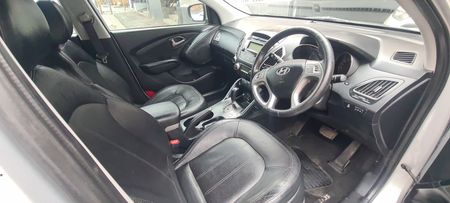 2010-Hyundai-ix35-24-GLS-Elite-AWD-Auto_9