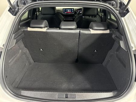2021-Peugeot-208-12T-GT-Auto_10