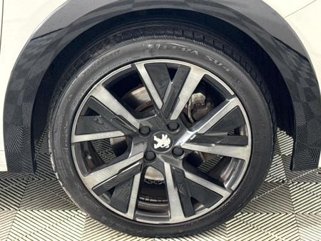 2021-Peugeot-208-12T-GT-Auto_3