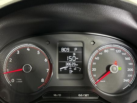 2024-Volkswagen-Polo-Classic-16-Life-Tiptronic_2