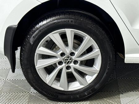2024-Volkswagen-Polo-Classic-16-Life-Tiptronic_6