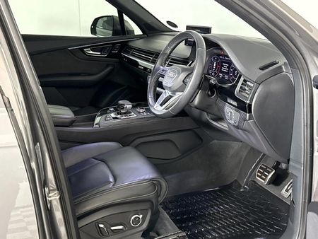 2018-Audi-Q7-30-TDI-quattro-Auto-45-TDI_9
