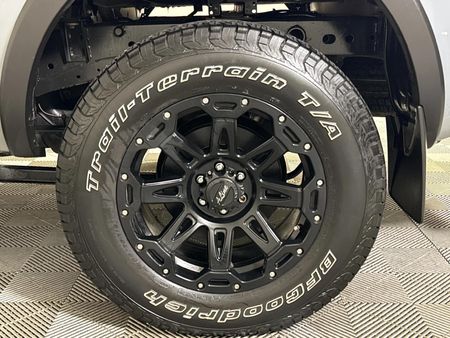 2023-Nissan-Navara-25-DDTi-PRO-4X-4X4-Auto-Double-Cab_6