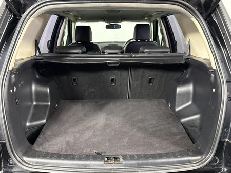 2010-Land-Rover-Freelander-II-22-TD4-S-Auto_13