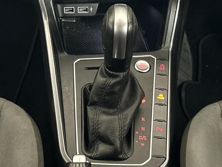 2020-Volkswagen-Polo-10-TSI-Highline-Auto-85kW_10