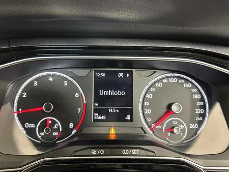 2020-Volkswagen-Polo-10-TSI-Highline-Auto-85kW_2