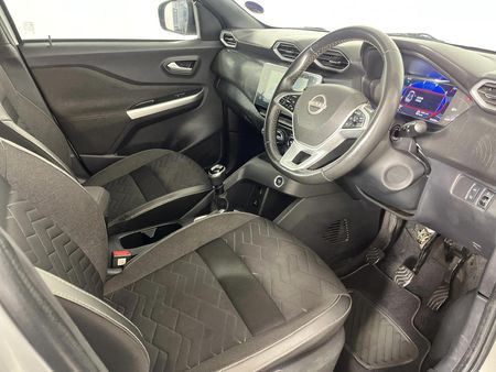 2023-Nissan-Magnite-10T-Acenta-Plus_9