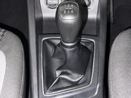 2020-Hyundai-i20-12-Motion_10