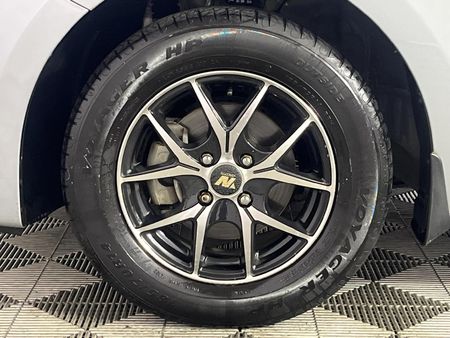 2020-Hyundai-i20-12-Motion_4