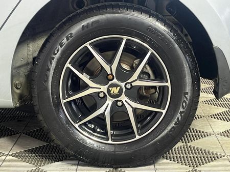 2020-Hyundai-i20-12-Motion_6