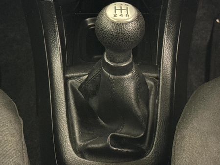 2016-Suzuki-Dzire-12-GL_9
