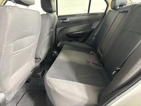 2016-Suzuki-Dzire-12-GL_3