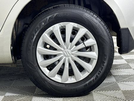 2016-Suzuki-Dzire-12-GL_6