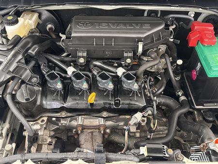 2019-Toyota-Etios-Cross-15-XS-5-dr_12
