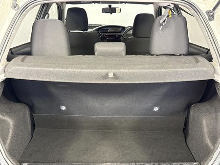 2019-Toyota-Etios-Cross-15-XS-5-dr_13