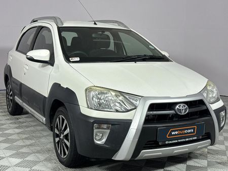 2019-Toyota-Etios-Cross-15-XS-5-dr_15