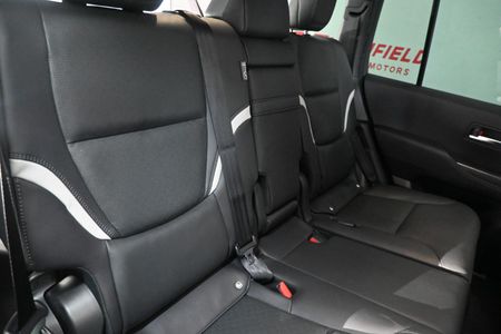 2026-Toyota-Land-Cruiser-300-V6-33D-GR-S_9