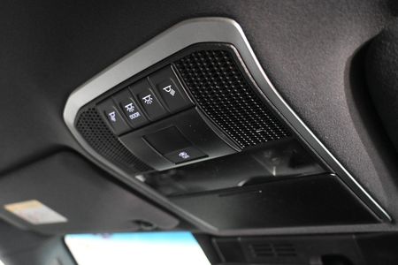 2026-Toyota-Land-Cruiser-300-V6-33D-GR-S_13