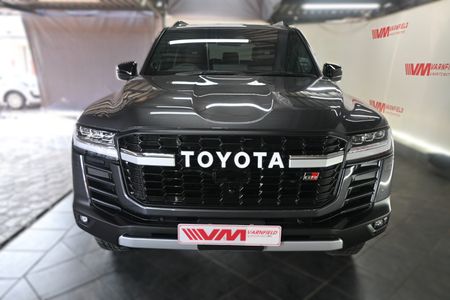 2026-Toyota-Land-Cruiser-300-V6-33D-GR-S_1
