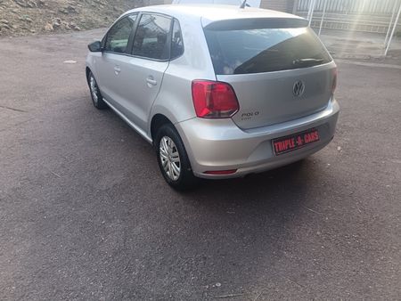 2021-Volkswagen-Polo-Vivo-14-Trendline-5-dr_3