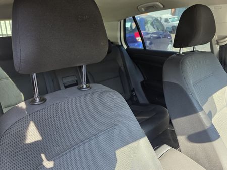 2020-Volkswagen-Golf-VII-14-TSI-Comfortline-Auto_9