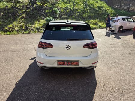 2020-Volkswagen-Golf-VII-14-TSI-Comfortline-Auto_6