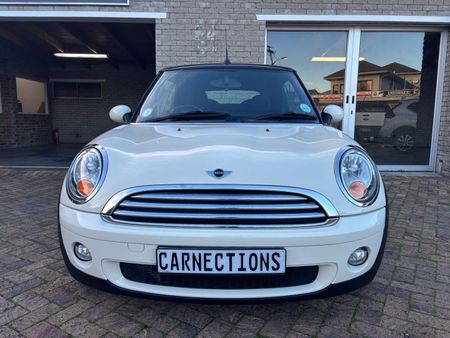 2011-MINI-Convertible-Cooper-Auto_1