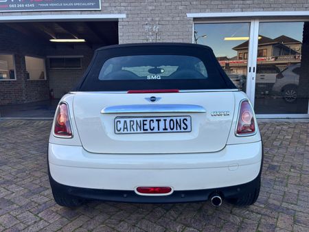 2011-MINI-Convertible-Cooper-Auto_5