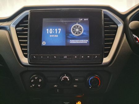 2023-Isuzu-D-Max-19-DDI-HR-LS-Auto-Double-Cab_13