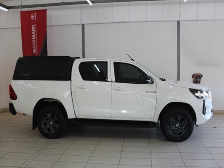 2026-Toyota-Hilux-24-GD-6-Raider-4x4-Double-Cab_10