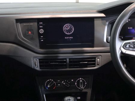 2022-Volkswagen-Polo-10-TSI_16