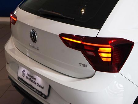 2022-Volkswagen-Polo-10-TSI_8