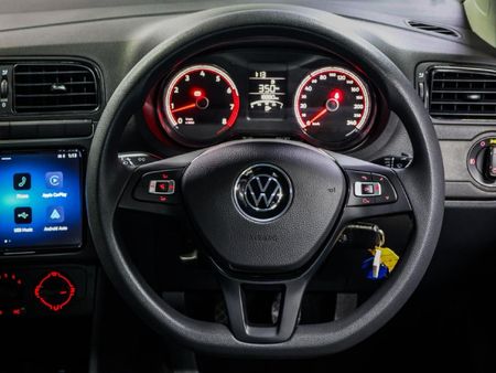 2025-Volkswagen-Polo-Vivo-14_11