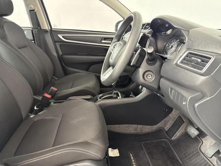 2025-Honda-Amaze-12-Comfort-Auto_9