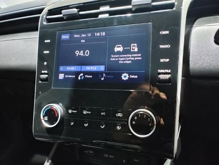 2023-Hyundai-Tucson-20-Premium-Auto_12