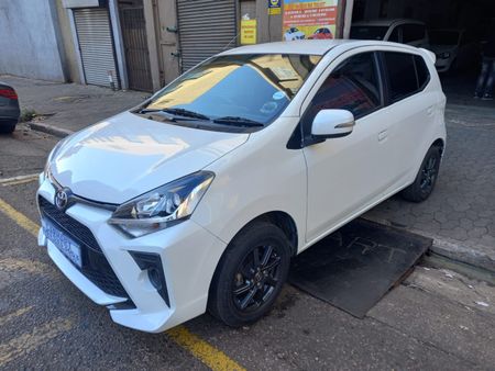 2022-Toyota-Agya-10_2