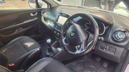 2018-Renault-Clio-IV-900T-Dynamique-5-dr-66kW_11