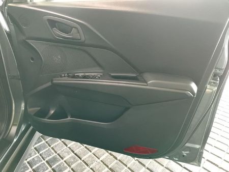 2025-Mahindra-XUV-3XO-12T-MX2-Auto_11