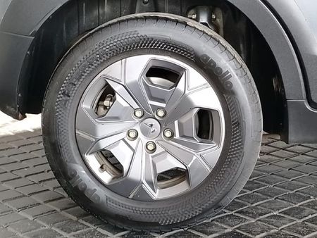 2025-Mahindra-XUV-3XO-12T-MX2-Auto_23