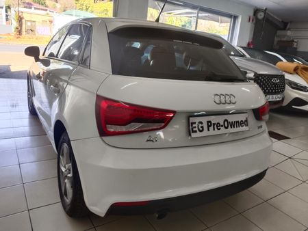 2018-Audi-A1-Sportback-14-TFSI-SE-Auto-30-TFSI_4