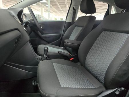 2026-Volkswagen-Polo-Vivo-14-Life_9