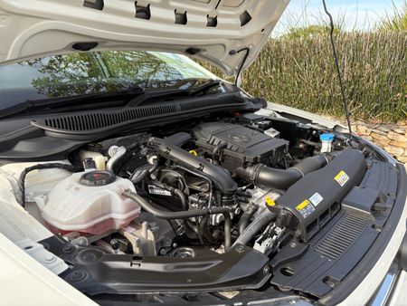 2023-Volkswagen-Polo-10-TSI-Life_19