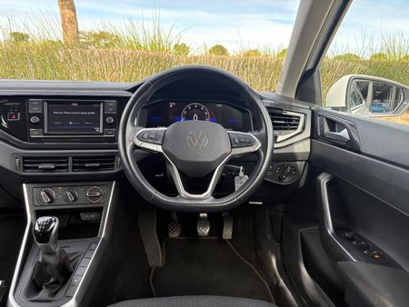 2023-Volkswagen-Polo-10-TSI-Life_29