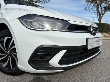 2023-Volkswagen-Polo-10-TSI-Life_3