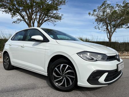 2023-Volkswagen-Polo-10-TSI-Life_4