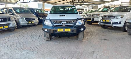 2010-Toyota-Hilux-30-D-4D-Raider-4x4-Double-Cab_1